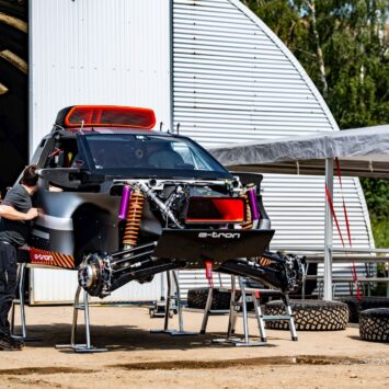 Audi RS Q e-tron im Test für Rallye Dakar